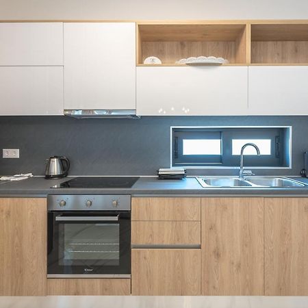 Newly Renovated Apt In The Heart Of Kerameikos Афіни Екстер'єр фото