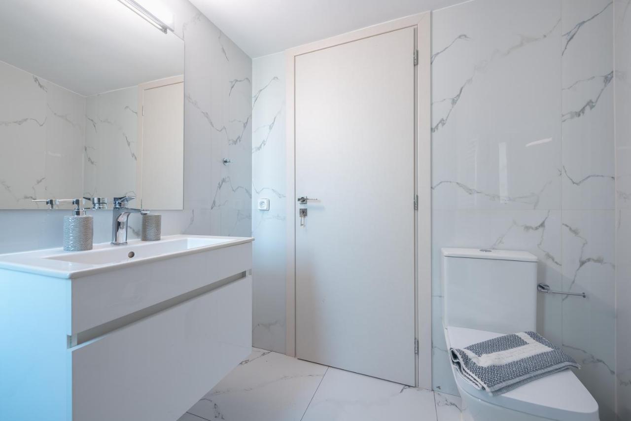 Newly Renovated Apt In The Heart Of Kerameikos Афіни Екстер'єр фото